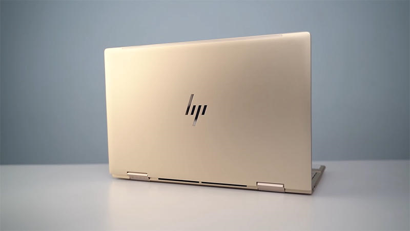 Con chip Intel Core i5 c&ugrave;ng card đồ họa t&iacute;ch hợp cho khả năng xử l&yacute; tốt c&aacute;c t&aacute;c vụ h&agrave;ng ng&agrave;y